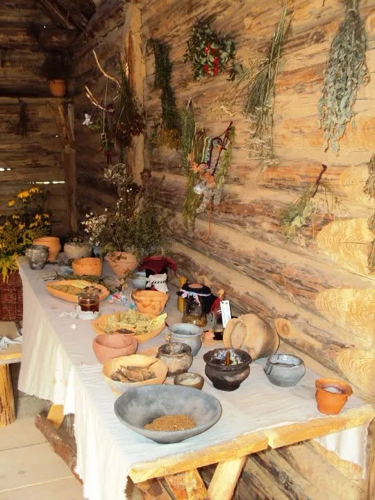 Osada Średniowieczna w Hucie Szklanej pod Świętym Krzyżem